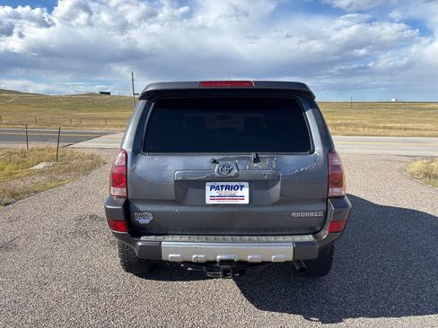 Used 2004 Toyota 4Runner SR5 image 4