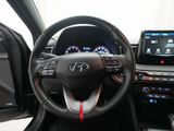 Used 2019 Hyundai Veloster Turbo image 4
