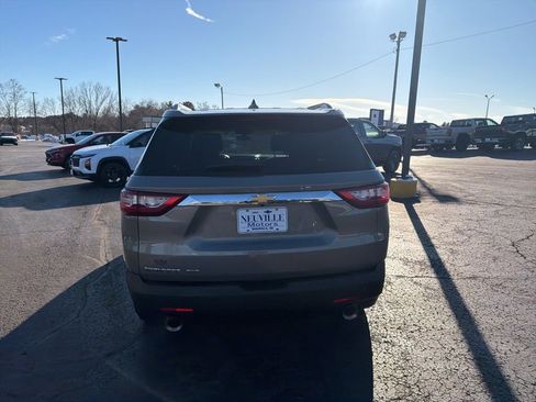 Used 2018 Chevrolet Traverse LT image 4