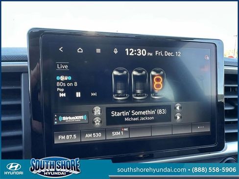 Certified 2021 Hyundai Venue SEL w/ Premium Package image 27