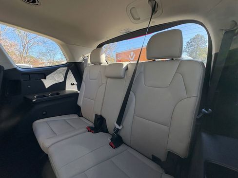 Used 2021 Kia Telluride EX w/ EX Premium Package image 5