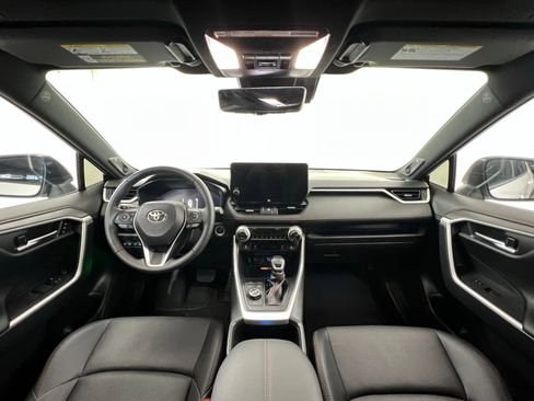 Used 2025 Toyota RAV4 XSE w/ Premium Package image 10