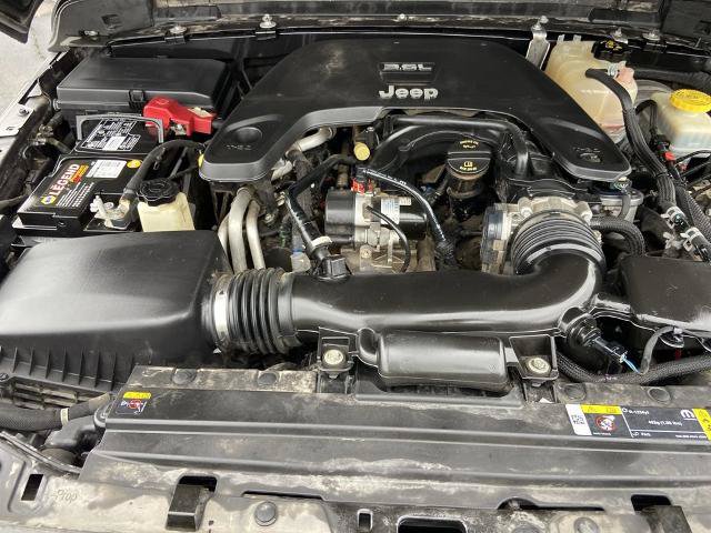 Used 2021 Jeep Wrangler Unlimited Rubicon AWD/4WD image 26