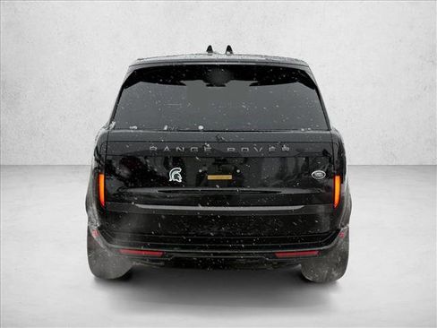 Used 2023 Land Rover Range Rover SE image 6