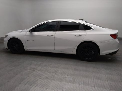 Used 2017 Chevrolet Malibu LS w/ LPO, Convenience Package 1 FWD image 3
