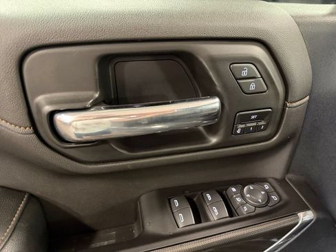 Used 2022 GMC Sierra 3500 AT4 w/ AT4 Preferred Package AWD/4WD image 27