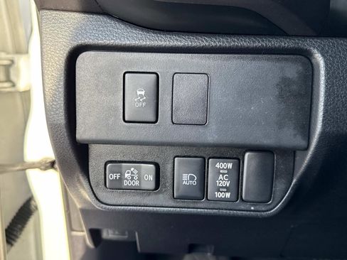 Used 2023 Toyota Tacoma TRD Sport image 30