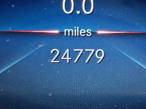 Used 2022 Mercedes-Benz GLE 350 4MATIC image 21