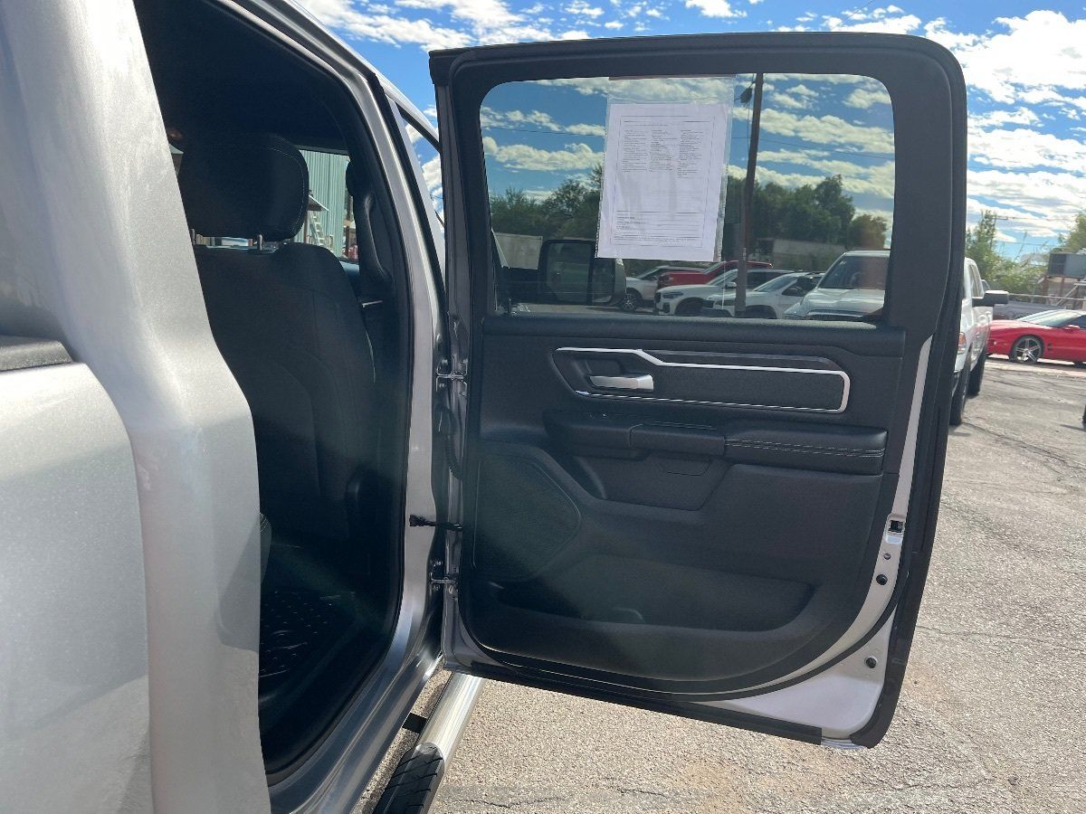 Used 2019 RAM 1500 Big Horn AWD/4WD image 34