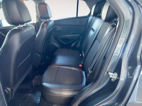 Used 2021 Chevrolet Trax LT w/ Driver Confidence Package image 11