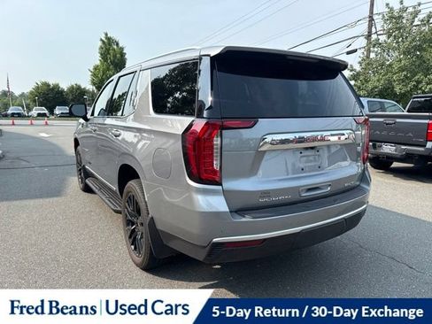 Used 2023 GMC Yukon SLT w/ SLT Luxury Package AWD/4WD image 12