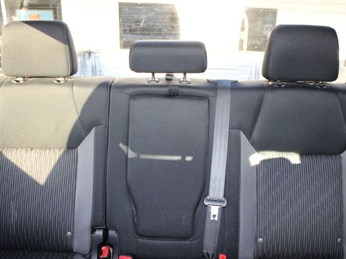 Used 2016 Toyota Tundra SR5 image 27