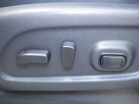 Used 2016 Nissan Titan PRO-4X image 17