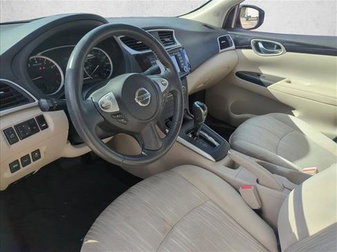 Used 2017 Nissan Sentra SV w/ Driver's Assist Package image 9