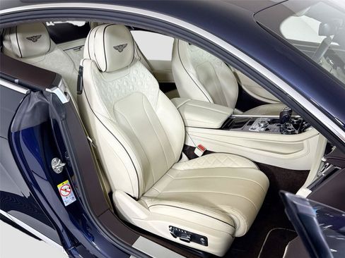 Used 2022 Bentley Continental GT AWD/4WD image 27