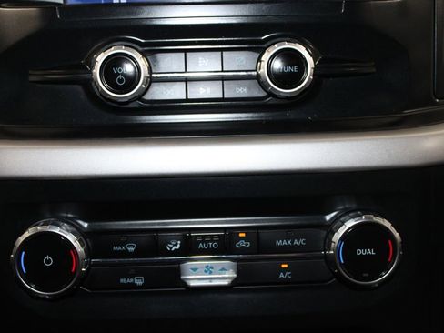 Used 2023 Ford F150 XLT w/ Equipment Group 301A Mid image 31