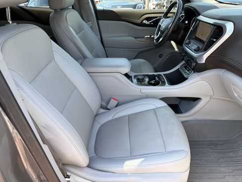 Used 2021 GMC Acadia SLT w/ Trailering Package FWD image 33