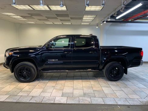 Used 2021 Toyota Tacoma SR5 image 4