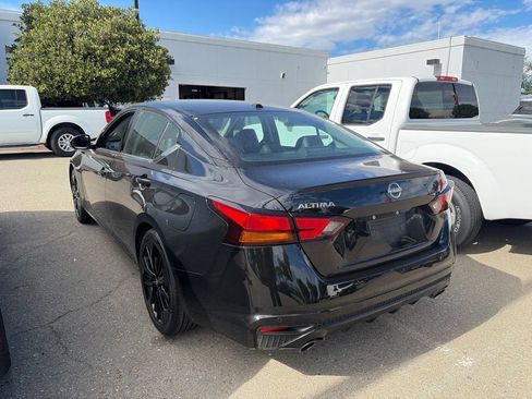Used 2024 Nissan Altima 2.5 SR FWD image 4