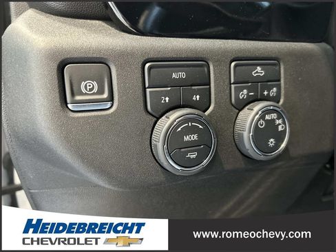 Used 2024 Chevrolet Silverado 1500 LT AWD/4WD image 30