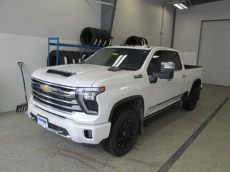 Used 2024 Chevrolet Silverado 2500 High Country w/ High Country Premium Package video 1
