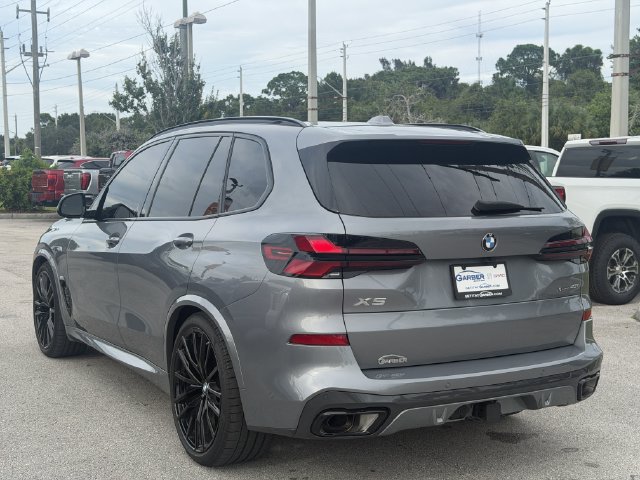 Used 2026 BMW X5 xDrive40i w/ M Sport Package AWD/4WD image 4