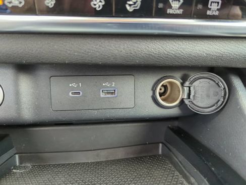 Certified 2023 Nissan Rogue SV w/ SV Premium B Package AWD/4WD image 41
