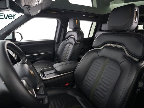 Used 2025 Rivian R1S Adventure AWD/4WD image 4