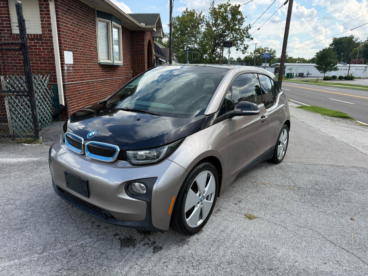 Used 2015 BMW i3 w/ Range Extender RWD image 8