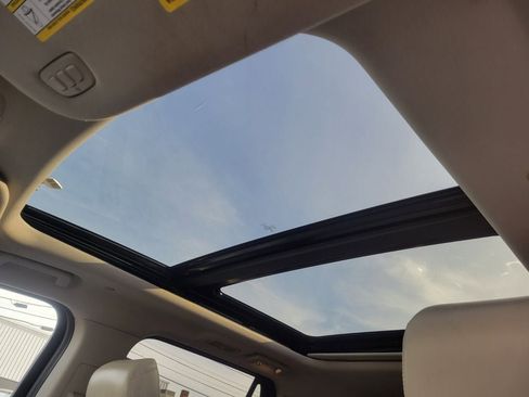 Used 2019 Ford Expedition Platinum image 17