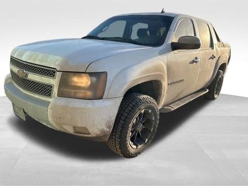 Used 2007 Chevrolet Avalanche LT w/ LT Preferred Equipment Group image 1
