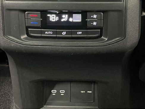 Used 2022 Volkswagen Atlas SEL AWD/4WD image 36