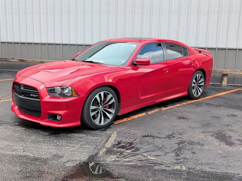 Used 2013 Dodge Charger SRT8 w/ Adaptive Cruise Control Group RWD image 2