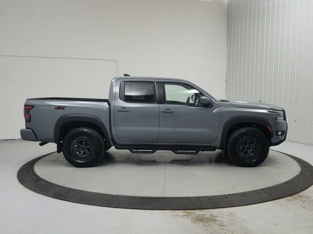 Used 2025 Nissan Frontier PRO-4X AWD/4WD image 8
