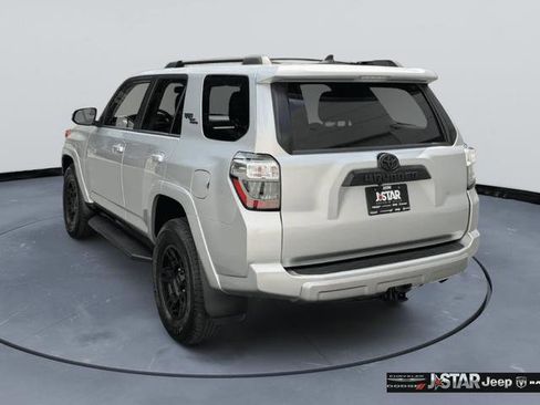Used 2024 Toyota 4Runner TRD Off-Road Premium w/ Moonroof Package AWD/4WD image 7
