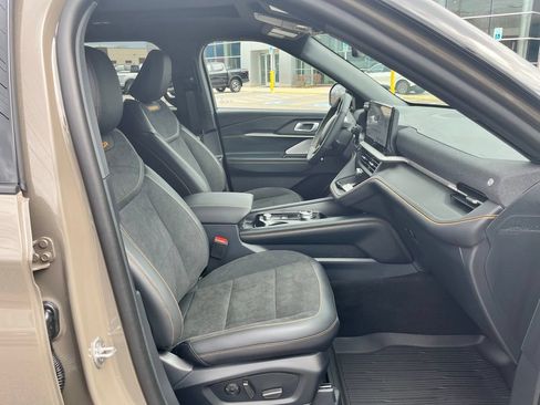 New 2026 Ford Explorer Tremor w/ Tremor Ultimate Package AWD/4WD image 8