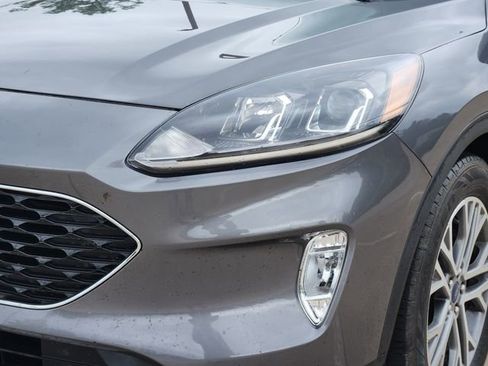 Used 2021 Ford Escape SEL w/ Technology Package FWD image 9