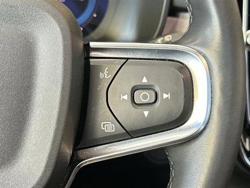 Certified 2024 Volvo XC40 Recharge Ultimate w/ Protection Package Premier image 28