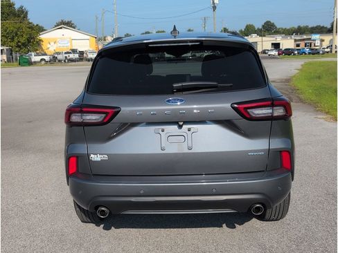 Used 2024 Ford Escape ST-Line w/ Tech Pack #1 image 4