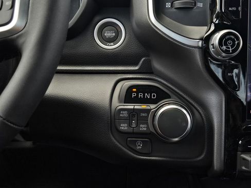 New 2026 RAM 1500 4x4 Crew Cab image 20