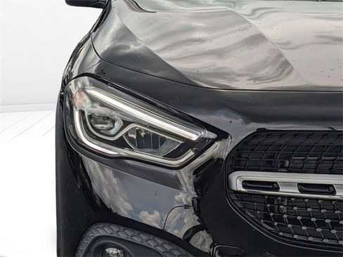 Used 2023 Mercedes-Benz GLA 250 4MATIC image 9