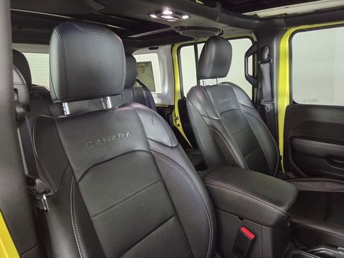 Certified 2023 Jeep Wrangler Sahara w/ Cold Weather Group image 32