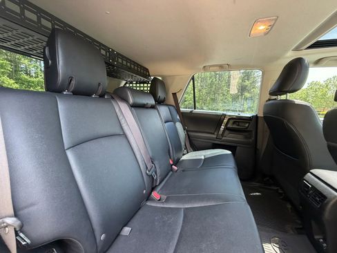 Used 2021 Toyota 4Runner Venture w/ Moonroof Package AWD/4WD image 20
