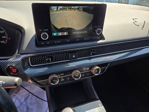 Used 2022 Honda Civic Sport image 14