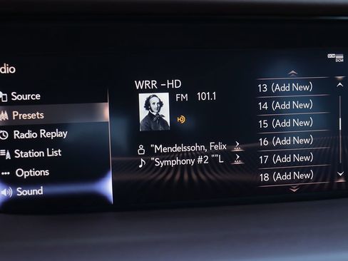 Used 2018 Lexus LS 500 w/ Interior Upgrade Package image 25