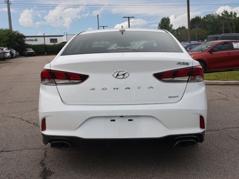 Used 2018 Hyundai Sonata Sport FWD image 4