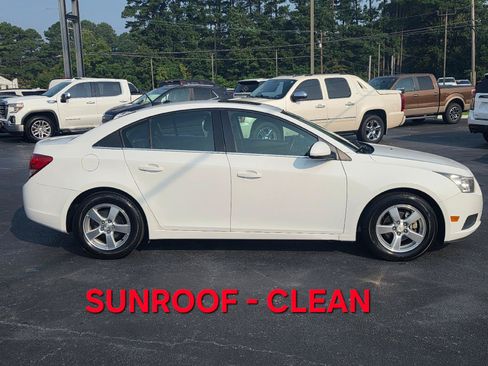 Used 2014 Chevrolet Cruze LT w/ All-Star Edition FWD image 2