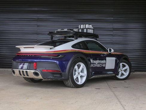 Used 2024 Porsche 911 Dakar image 7