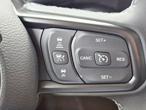 New 2026 Jeep Gladiator Sport image 17