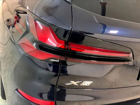 New 2026 BMW X5 xDrive40i w/ M Sport Package image 14